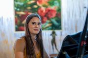 Holly-Negreiros-Robert-Lange-Studios-2